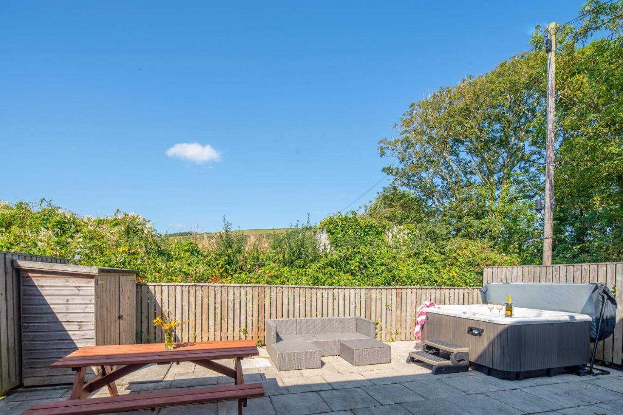 Wrth Y Nant Vila Saint Ishmaels  Exterior foto